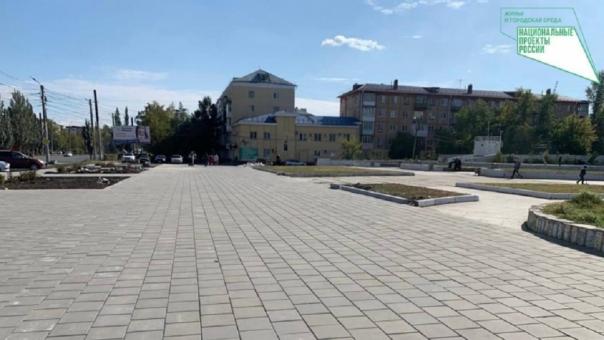 Многомиллионное благоустройство площади Лицкевича у ОмГУ почти закончено