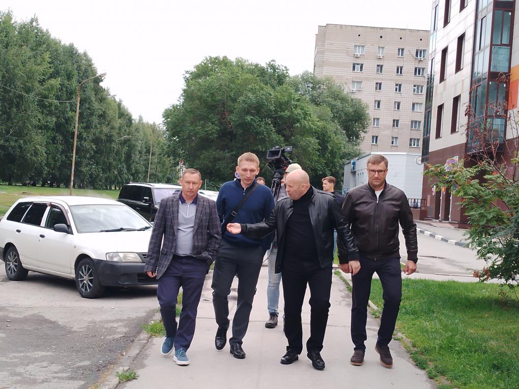 В Новосибирске на Затулинском жилмассиве приступают к ремонту дороги — дублёра ул. Петухова