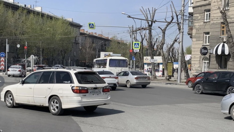 Асфальт на площади Станиславского в Новосибирске восстановили по гарантии