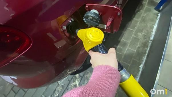 Цены на топливо в Омске: бензин и дизель продолжают дорожать