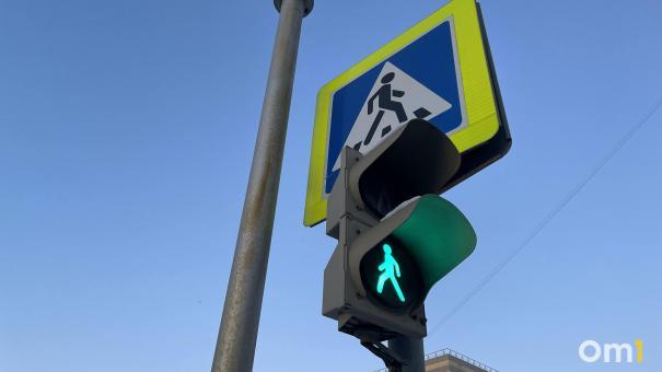 В Омске повысили пропускную способность перекрёстка Перелёта — Комарова