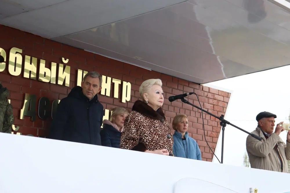 Квадрокоптеры, тепловизоры, спальные мешки: Омское землячество передало гуманитарную помощь мобилизованным