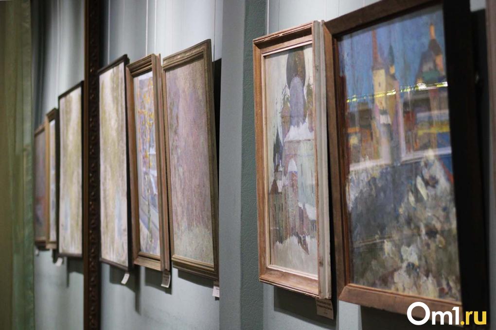 История — в пейзаже: в Омске открыли выставку художников-юбиляров