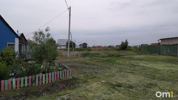 Вывез на тележке и сбросил в канаву: омич избил приятеля и решил отвести от себя подозрения