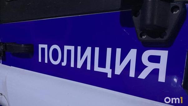 Угрожал ножом: в Омске задержали 61-летнего мужчину, который напал на продавца