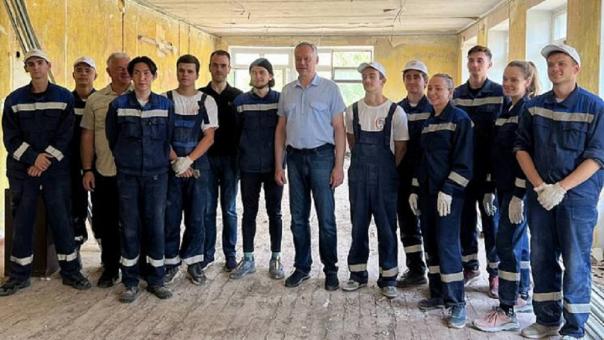Новосибирцы помогут Донбассу готовиться к учебному году и отопительному сезону