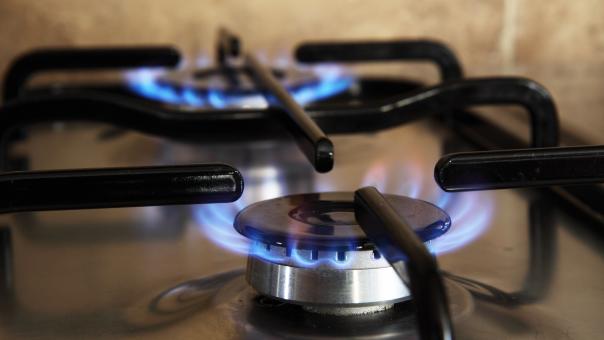 Семья с малышом отравилась газом в Омской области