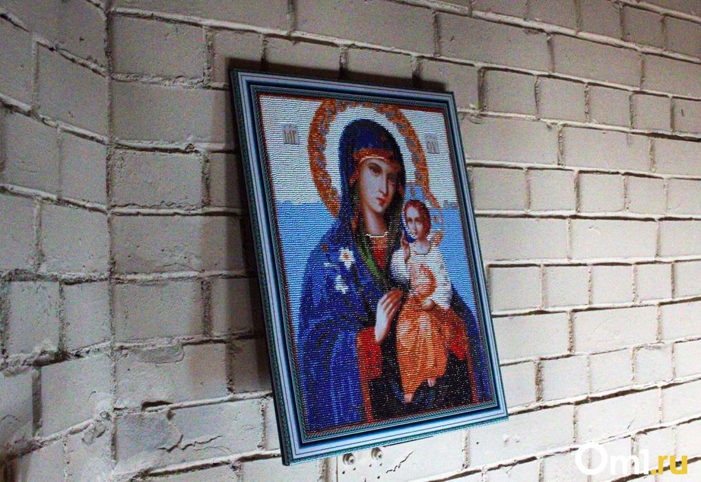 Золото куполов и исторический центр: показываем потрясающий вид с колокольни в Омске