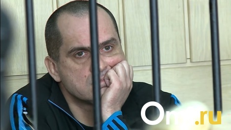 Рвал рот и резал головы: обвиняемого в смерти жены главврача под Новосибирском уличили в шести убийствах