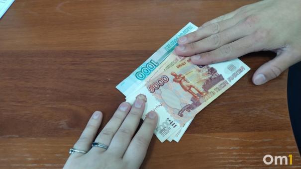 Участница СВО пожаловалась на новосибирского артиста, который задолжал дочери 2 миллиона алиментов