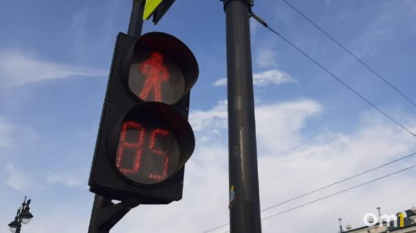 На улице Герцена поставили новый светофор