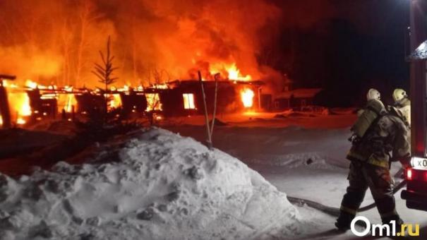 В омской полиции не видят связи между пожарами в храме и женском монастыре